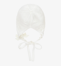 Load image into Gallery viewer, PAZ RODRIGUEZ Ivory Merino Wool Lacey Knit Baby Bonnet