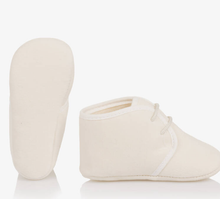 Load image into Gallery viewer, PAZ RODRIGUEZ Ivory Cotton Lace-Up Pre-Walkers
