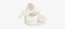 Load image into Gallery viewer, PAZ RODRIGUEZ Baby Girls Ivory Pre-Walker Shoes With Lace Trims
