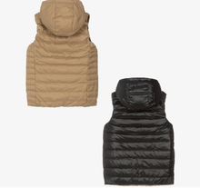 Load image into Gallery viewer, HUGO BOSS Boys Reversible Beige &amp; Black Gilet
