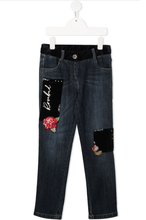 Load image into Gallery viewer, LAPIN HOUSE floral patch detailed jeans
